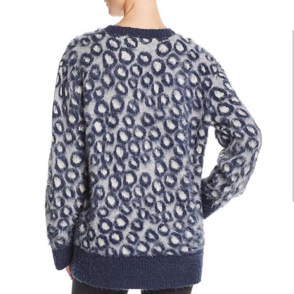 Current/Elliott The Cali Leopard Print Sweater in Blue Extra Small - Picture 2 of 9